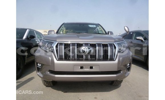Acheter Import Voiture Toyota Prado Marron à Import - Dubai, Grande Comore Acheter Import Voiture Toyota Prado Marron à Import - Dubai, Grande Comore
