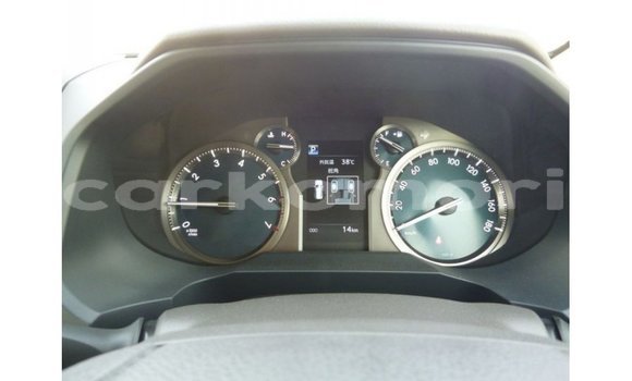 Acheter Import Voiture Toyota Prado Marron à Import - Dubai, Grande Comore Acheter Import Voiture Toyota Prado Marron à Import - Dubai, Grande Comore