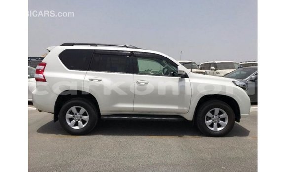 Buy Import Toyota Prado White Car in Import - Dubai in Great Comore Buy Import Toyota Prado White Car in Import - Dubai in Great Comore