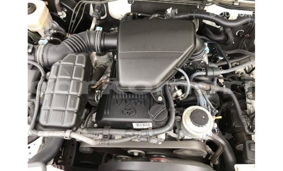 Buy Import Toyota Prado White Car in Import - Dubai in Great Comore Buy Import Toyota Prado White Car in Import - Dubai in Great Comore