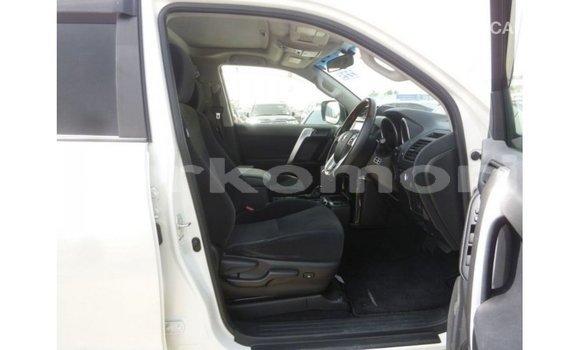 Buy Import Toyota Prado White Car in Import - Dubai in Great Comore Buy Import Toyota Prado White Car in Import - Dubai in Great Comore