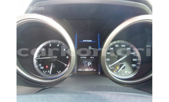 Acheter Import Voiture Toyota Prado Noir à Import - Dubai, Grande Comore Acheter Import Voiture Toyota Prado Noir à Import - Dubai, Grande Comore