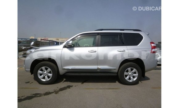 Acheter Import Voiture Toyota Prado Autre à Import - Dubai, Grande Comore Acheter Import Voiture Toyota Prado Autre à Import - Dubai, Grande Comore