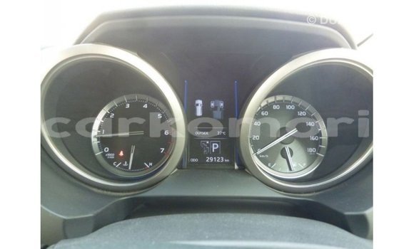 Acheter Import Voiture Toyota Prado Autre à Import - Dubai, Grande Comore Acheter Import Voiture Toyota Prado Autre à Import - Dubai, Grande Comore