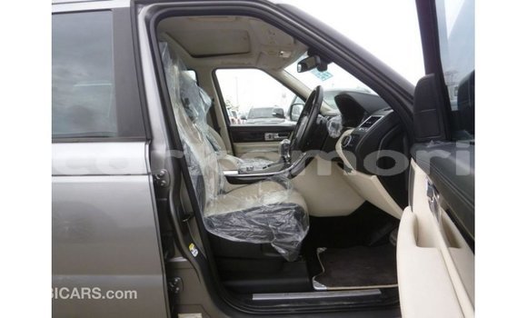 Buy Import Land Rover Range Rover Other Car in Import - Dubai in Great Comore Buy Import Land Rover Range Rover Other Car in Import - Dubai in Great Comore