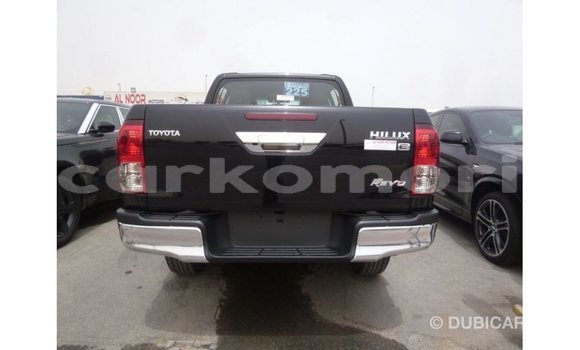 Acheter Import Voiture Toyota Hilux Noir à Import - Dubai, Grande Comore Acheter Import Voiture Toyota Hilux Noir à Import - Dubai, Grande Comore