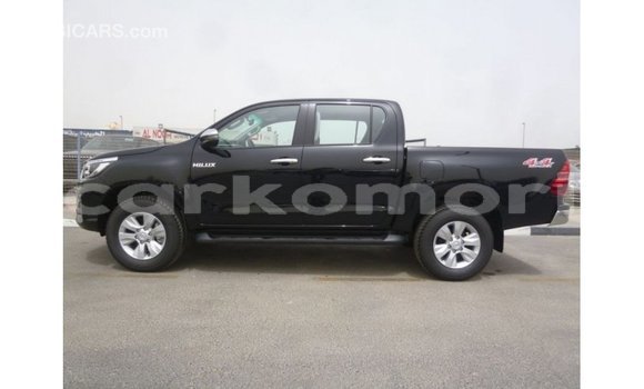 Acheter Import Voiture Toyota Hilux Noir à Import - Dubai, Grande Comore Acheter Import Voiture Toyota Hilux Noir à Import - Dubai, Grande Comore