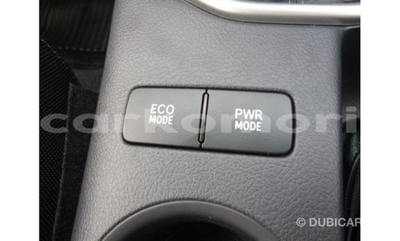 Acheter Import Voiture Toyota Hilux Noir à Import - Dubai, Grande Comore Acheter Import Voiture Toyota Hilux Noir à Import - Dubai, Grande Comore