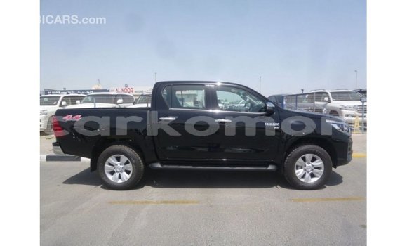 Buy Import Toyota Hilux Black Car in Import - Dubai in Great Comore Buy Import Toyota Hilux Black Car in Import - Dubai in Great Comore