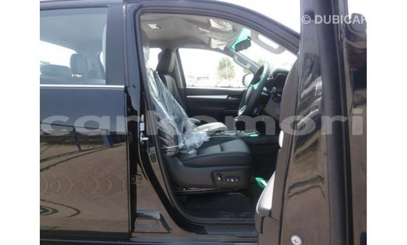 Buy Import Toyota Hilux Black Car in Import - Dubai in Great Comore Buy Import Toyota Hilux Black Car in Import - Dubai in Great Comore