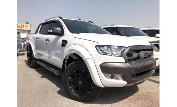 Acheter Import Voiture Ford Ranger Blanc à Import - Dubai, Grande Comore