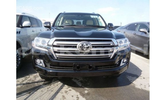 Buy Import Toyota Land Cruiser Black Car in Import - Dubai in Great Comore Buy Import Toyota Land Cruiser Black Car in Import - Dubai in Great Comore