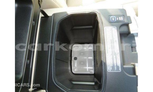 Buy Import Toyota Land Cruiser Black Car in Import - Dubai in Great Comore Buy Import Toyota Land Cruiser Black Car in Import - Dubai in Great Comore