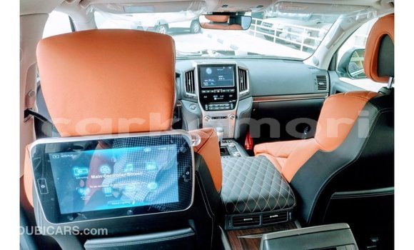 Buy Import Toyota Land Cruiser Black Car in Import - Dubai in Great Comore Buy Import Toyota Land Cruiser Black Car in Import - Dubai in Great Comore