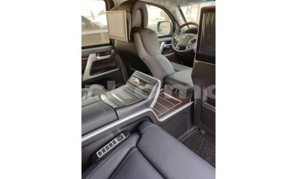 Buy Import Toyota Land Cruiser Black Car in Import - Dubai in Great Comore Buy Import Toyota Land Cruiser Black Car in Import - Dubai in Great Comore
