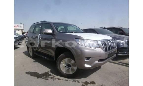 Acheter Import Voiture Toyota Prado Autre à Import - Dubai, Grande Comore Acheter Import Voiture Toyota Prado Autre à Import - Dubai, Grande Comore