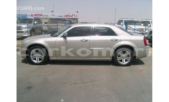 Buy Import Chrysler 300 Beige Car in Import - Dubai in Great Comore Buy Import Chrysler 300 Beige Car in Import - Dubai in Great Comore