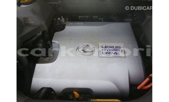 Acheter Import Voiture Lexus RX Blanc à Import - Dubai, Grande Comore Acheter Import Voiture Lexus RX Blanc à Import - Dubai, Grande Comore