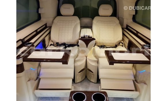 Buy Import Mercedes-Benz 250 Black Car in Import - Dubai in Great Comore Buy Import Mercedes-Benz 250 Black Car in Import - Dubai in Great Comore