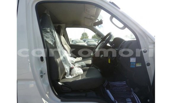 Acheter Import Voiture Toyota Hiace Blanc à Import - Dubai, Grande Comore Acheter Import Voiture Toyota Hiace Blanc à Import - Dubai, Grande Comore