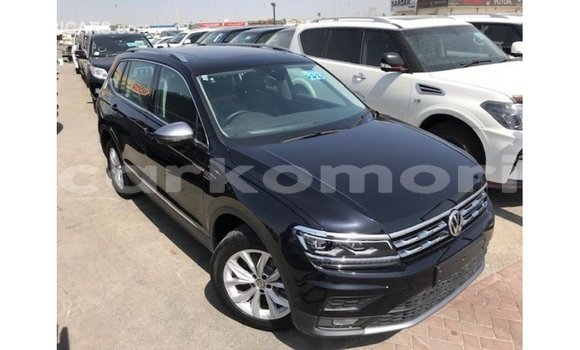Acheter Import Voiture Volkswagen Tiguan Noir à Import - Dubai, Grande Comore Acheter Import Voiture Volkswagen Tiguan Noir à Import - Dubai, Grande Comore
