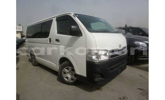 Buy Import Toyota Hiace White Car in Import - Dubai in Great Comore Buy Import Toyota Hiace White Car in Import - Dubai in Great Comore