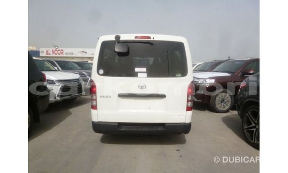 Buy Import Toyota Hiace White Car in Import - Dubai in Great Comore Buy Import Toyota Hiace White Car in Import - Dubai in Great Comore