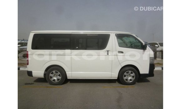 Buy Import Toyota Hiace White Car in Import - Dubai in Great Comore Buy Import Toyota Hiace White Car in Import - Dubai in Great Comore