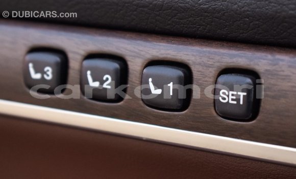 Buy Import Toyota Land Cruiser Black Car in Import - Dubai in Great Comore Buy Import Toyota Land Cruiser Black Car in Import - Dubai in Great Comore