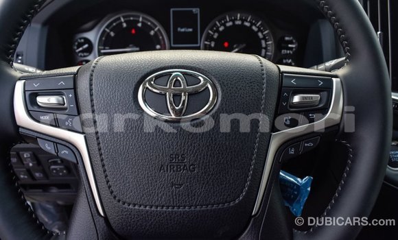 Buy Import Toyota Land Cruiser Black Car in Import - Dubai in Great Comore Buy Import Toyota Land Cruiser Black Car in Import - Dubai in Great Comore