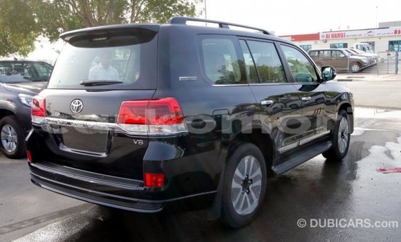 Buy Import Toyota Land Cruiser Black Car in Import - Dubai in Great Comore Buy Import Toyota Land Cruiser Black Car in Import - Dubai in Great Comore
