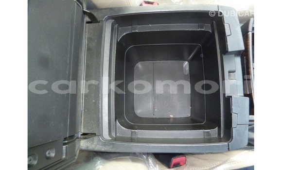 Acheter Import Voiture Toyota Land Cruiser Autre à Import - Dubai, Grande Comore Acheter Import Voiture Toyota Land Cruiser Autre à Import - Dubai, Grande Comore