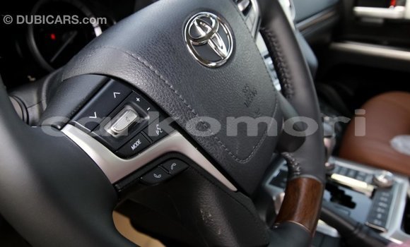 Buy Import Toyota Land Cruiser Black Car in Import - Dubai in Great Comore Buy Import Toyota Land Cruiser Black Car in Import - Dubai in Great Comore