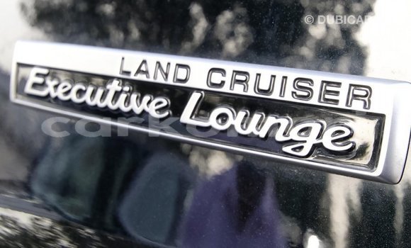 Buy Import Toyota Land Cruiser Black Car in Import - Dubai in Great Comore Buy Import Toyota Land Cruiser Black Car in Import - Dubai in Great Comore
