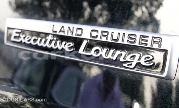 Buy Import Toyota Land Cruiser Black Car in Import - Dubai in Great Comore Buy Import Toyota Land Cruiser Black Car in Import - Dubai in Great Comore
