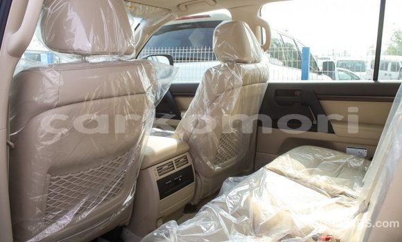 Acheter Import Voiture Toyota Land Cruiser Autre à Import - Dubai, Grande Comore Acheter Import Voiture Toyota Land Cruiser Autre à Import - Dubai, Grande Comore
