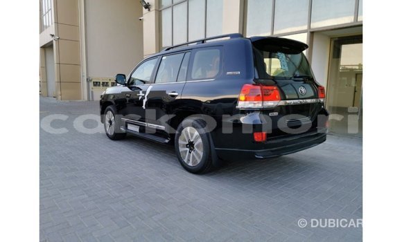 Buy Import Toyota Land Cruiser Black Car in Import - Dubai in Great Comore Buy Import Toyota Land Cruiser Black Car in Import - Dubai in Great Comore