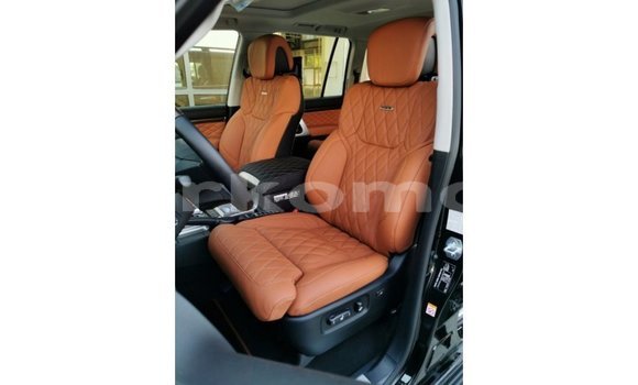 Buy Import Toyota Land Cruiser Black Car in Import - Dubai in Great Comore Buy Import Toyota Land Cruiser Black Car in Import - Dubai in Great Comore