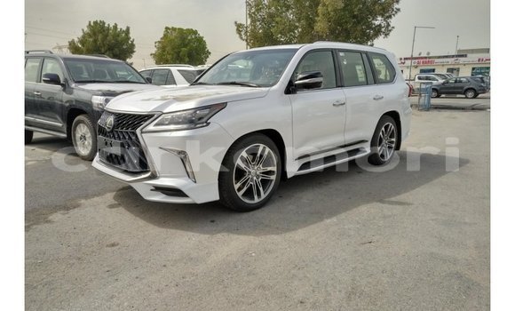 Buy Import Lexus LX White Car in Import - Dubai in Great Comore Buy Import Lexus LX White Car in Import - Dubai in Great Comore