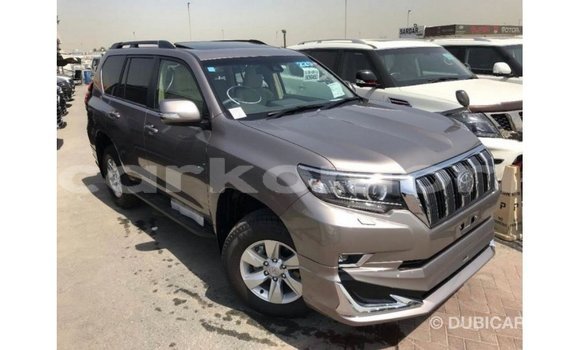 Acheter Import Voiture Toyota Prado Marron à Import - Dubai, Grande Comore Acheter Import Voiture Toyota Prado Marron à Import - Dubai, Grande Comore
