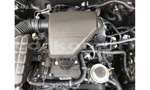 Acheter Import Voiture Toyota Prado Marron à Import - Dubai, Grande Comore Acheter Import Voiture Toyota Prado Marron à Import - Dubai, Grande Comore