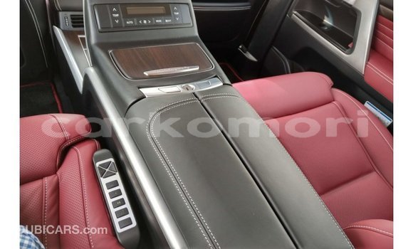 Buy Import Toyota Land Cruiser Black Car in Import - Dubai in Great Comore Buy Import Toyota Land Cruiser Black Car in Import - Dubai in Great Comore