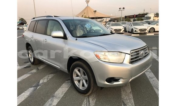 Acheter Import Voiture Toyota Highlander Autre à Import - Dubai, Grande Comore Acheter Import Voiture Toyota Highlander Autre à Import - Dubai, Grande Comore