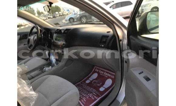 Acheter Import Voiture Toyota Highlander Autre à Import - Dubai, Grande Comore Acheter Import Voiture Toyota Highlander Autre à Import - Dubai, Grande Comore