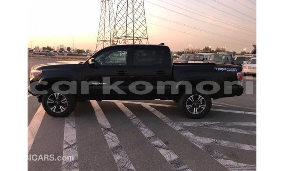 Acheter Import Voiture Toyota Tacoma Noir à Import - Dubai, Grande Comore Acheter Import Voiture Toyota Tacoma Noir à Import - Dubai, Grande Comore