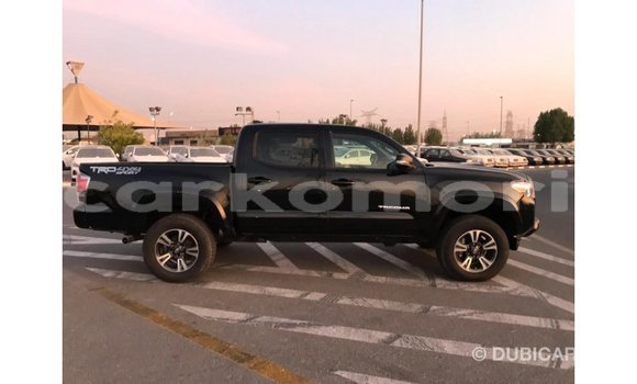 Acheter Import Voiture Toyota Tacoma Noir à Import - Dubai, Grande Comore Acheter Import Voiture Toyota Tacoma Noir à Import - Dubai, Grande Comore