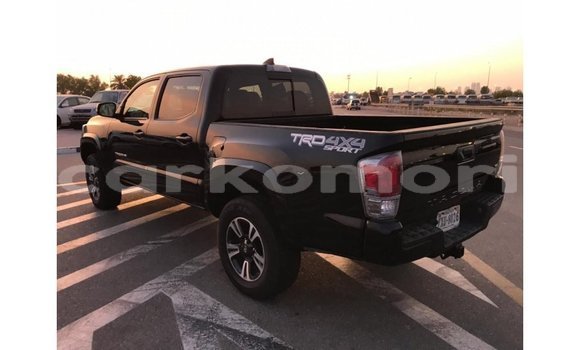 Acheter Import Voiture Toyota Tacoma Noir à Import - Dubai, Grande Comore Acheter Import Voiture Toyota Tacoma Noir à Import - Dubai, Grande Comore