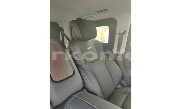 Buy Import Toyota Land Cruiser Black Car in Import - Dubai in Great Comore Buy Import Toyota Land Cruiser Black Car in Import - Dubai in Great Comore