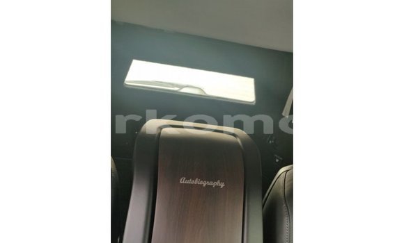 Buy Import Toyota Land Cruiser Black Car in Import - Dubai in Great Comore Buy Import Toyota Land Cruiser Black Car in Import - Dubai in Great Comore