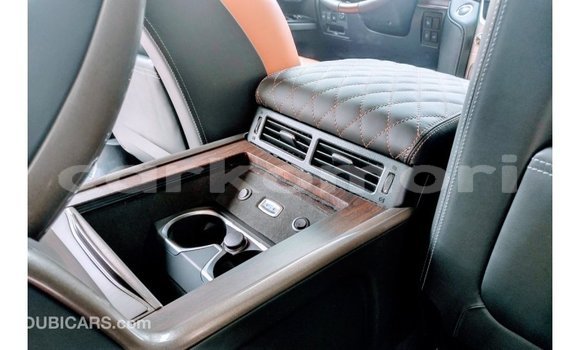 Buy Import Toyota Land Cruiser Black Car in Import - Dubai in Great Comore Buy Import Toyota Land Cruiser Black Car in Import - Dubai in Great Comore